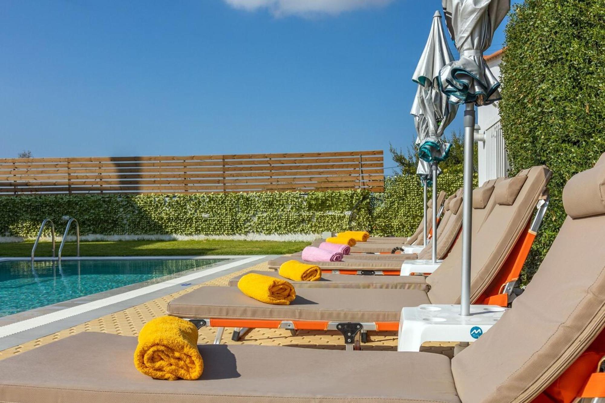 Amazing Villa Chrysanthi With Private Pool In Heraklion Epano Vathia Exterior foto